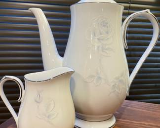 Noritake China Creamer and Teapot - Virtue Pattern