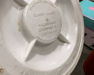 Thermos Yellow and White Thermos, 1974 Red King Seeley Thermos