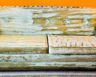 $200
Green chartreuse velvet sofa 77Lx33Dx30W