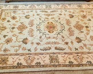 $80
Rug 5x8 Wool made in India