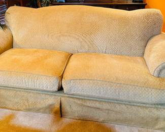 $250
Sofa bed Allen White 90Lx39Dx38H