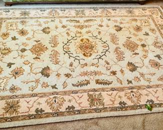 $80
Rug 5x8 Wool made in India