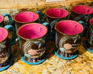 $225
Tracy Porter The Vivre Collection incl 8 dinner pl 8 salad plates, 8 cups, 8bowls, 1 pedestal bowl 1 platter, 1 salt & pepper - 27 pieces