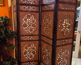 $195
Screen Indian 4 panels wood carved 80x72H