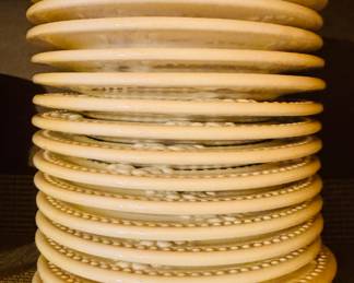 $250
American Atelier at Home Baroque 5286 creamChina set - 10 dinner plates, 15 bowls, 24 salad/dessert 15 cups & 15 saucers, 2 C&S, 3 canisters 11 chargers, 2 oval bowl, 2 oval platters