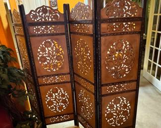 $195
Screen Indian 4 panels wood carved 80x72H