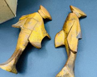 $36 - 2 figures and small screen