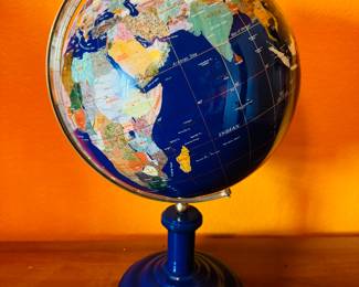 $200
World Globe 24Hx14W