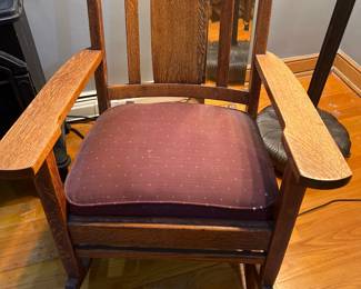Lovely Oak Mission Rocker