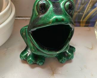 Ceramic Green Frog Sponge Holder
