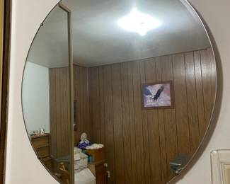 Round Wall Mirror