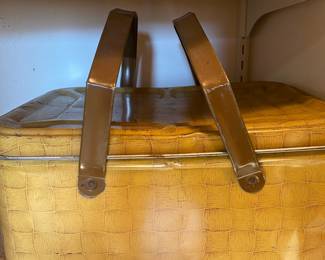 Metal Tin Picnic Basket