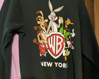 Warner Brothers Looney Tunes"New York" Black Crewneck Sweater - Size M
