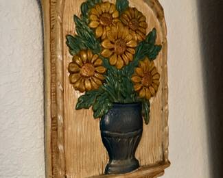 Ceramic "Bouquet of Daisies" Wall Plaque