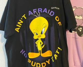  1996 Tweety Bird Graphic T-shirt "Ain’t Afraid Of No Puddy Tat" 