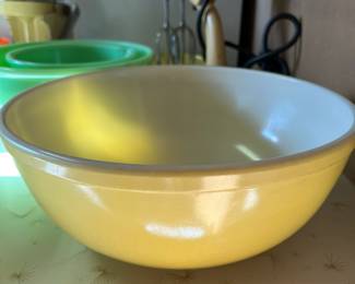 Pyrex Yellow Mixing Bowl