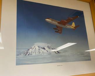 Boeing 737 Flying over Mt. Rainer Photography Print