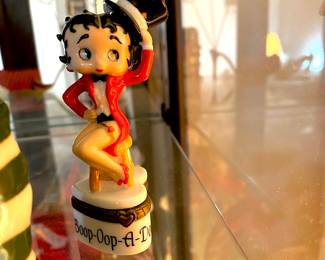 Betty Boop in a Top Hat  Porcelain Hinged Trinket Box