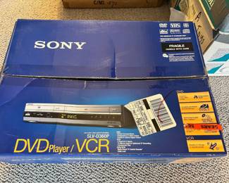 Sony DVD Player/VCR - SLV -D360P