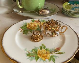 24K Gold Plated Crystal Studded Tea Set Ornaments - Teapot, Teacup & Saucer, Two 1940's Royal Albert Tea Rose Dinner Plates