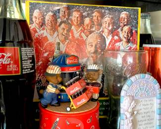 Enesco Coca Cola Busy Bottler Bears Musical Figurine 