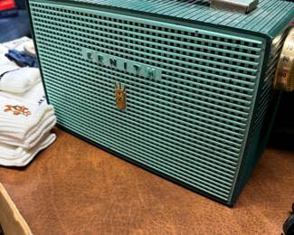 1955 Zenith Portable Tube Radio -  T405F