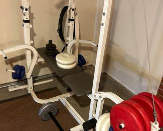 WEIGHT BENCH