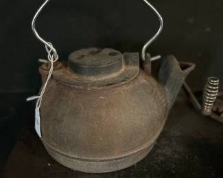ANTIQUE TEA KETTLE