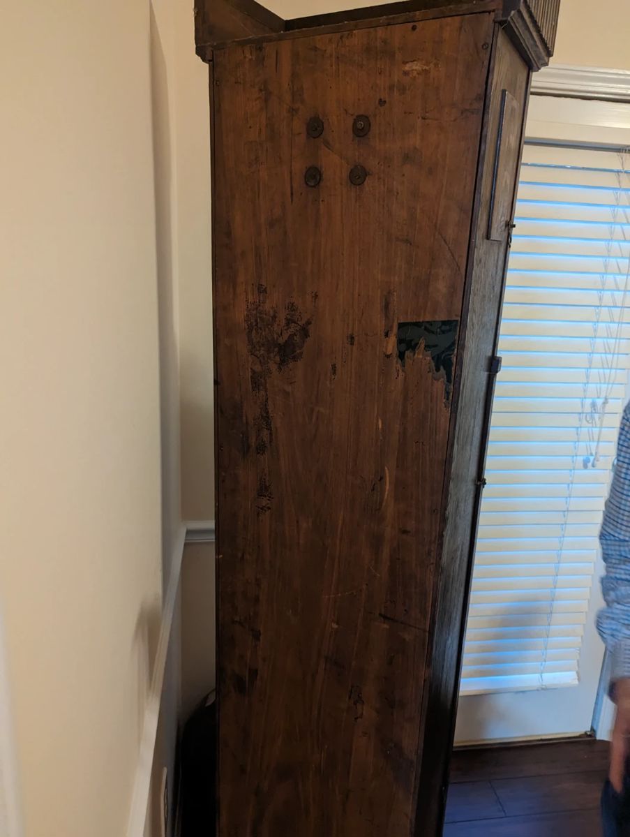 Estate Sale 4811 Thornwood Drive Covington starts on 11/1/2023