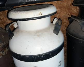 Lots of great Dairy milk cans original condition some nicer than others, priced to sell..