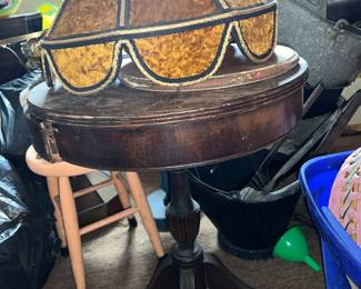 Slag glass lamp and gorgeous round drum table