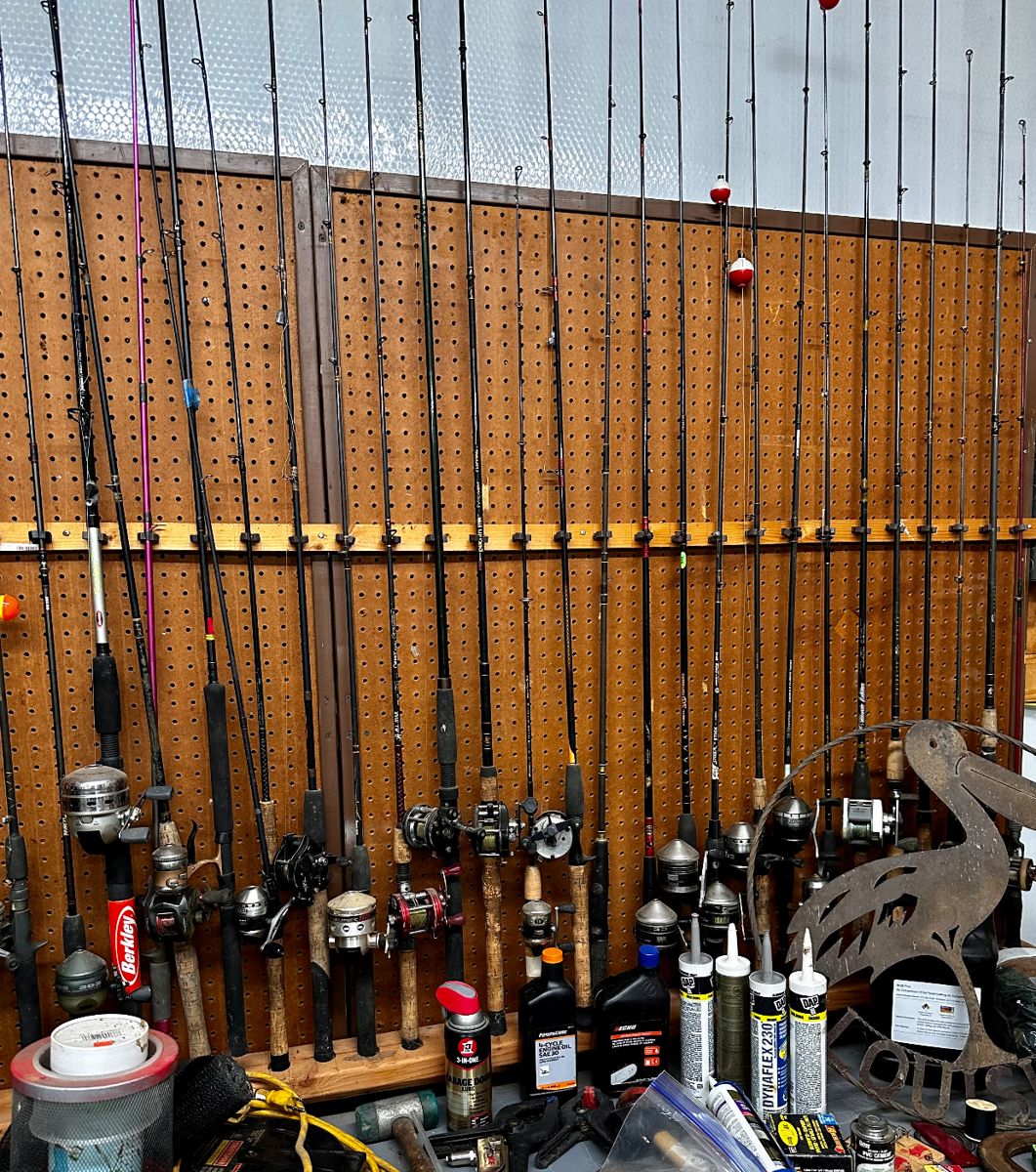 North Lakeshore Drive Tag Sale in Shreveport, LA starts on 11/3/2023