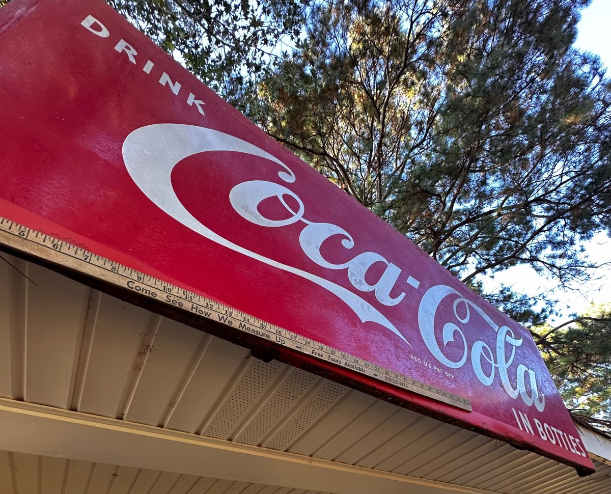 North Lakeshore Drive Tag Sale in Shreveport, LA starts on 11/3/2023