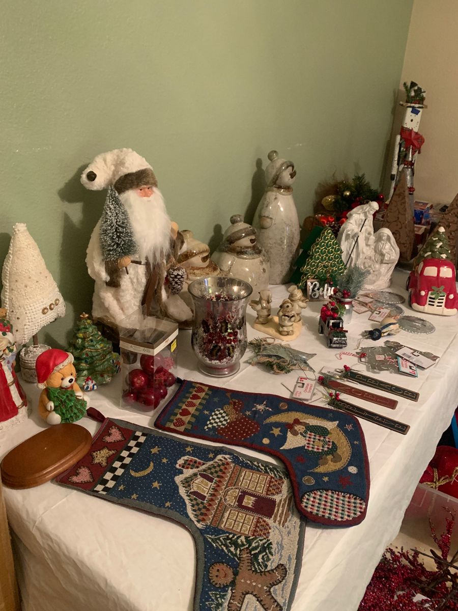 Needham Estate Sale in Hallettsville, TX starts on 11/3/2023