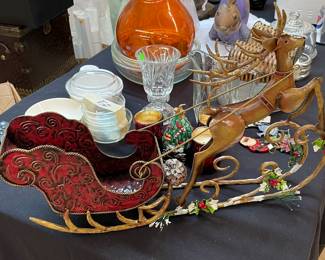 Metal Designed Sled with Reindeer