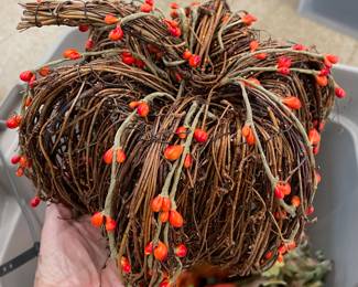Grapevine Pumpkin with Overlay Floral Buds