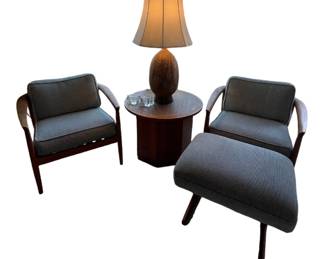 Pair of Dux living room chairs
Folke Ohlsson  for Dux
Walnut
Made in Sweden 