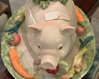 FITZ & FLOYD Pig Soup Tureen