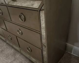 PULASKI Furniture Farrah 8 Drawer Dresser