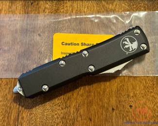 MICROTECH UTX-85 D/E (232-10) Knife with Stonewash Handle