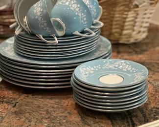 ROYAL DOULTON Alexandria China