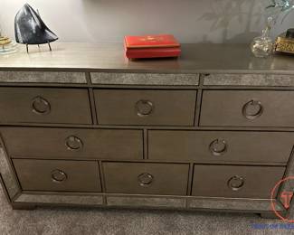 PULASKI Furniture Farrah 8 Drawer Dresser