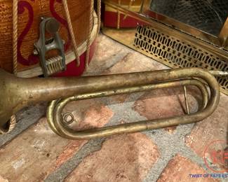 Antique US REGULATION Military Bugle