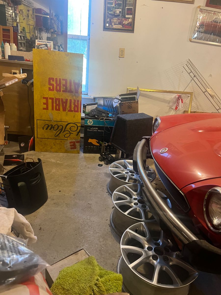 Hydrangeas’ Estate Sales In Doylestown starts on 11/4/2023