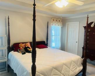 King 4 post rice bed 