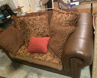 Cute small and comfortable sofa!