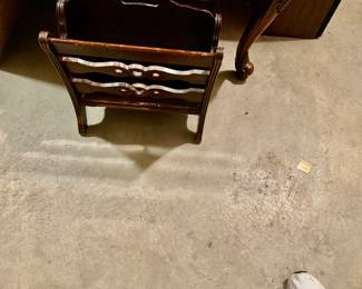 Solid wood magazines rack