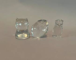 Group Of Three Crystal Owl Figurines Or Paperweights
