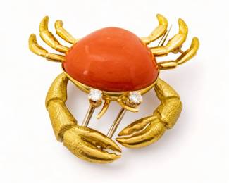 Crab Brooch, 18K. Diamond & Coral W 1.5" 14.6g