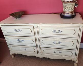 Taylor-Link Bedroom Set